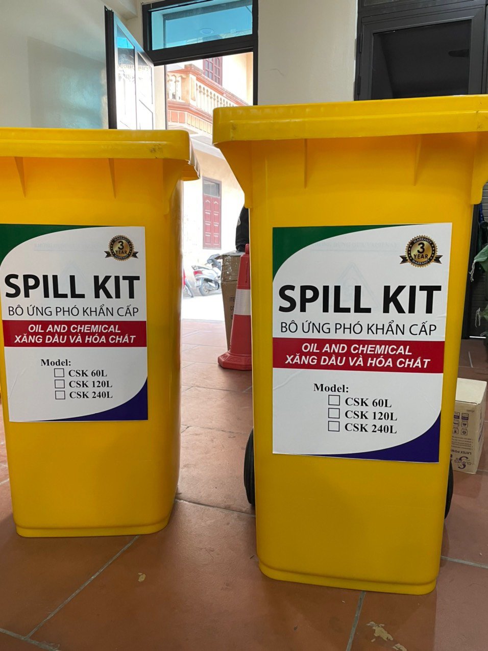 Bộ ứng cứu tràn hóa chất (Chemical Spill Kit 120L)